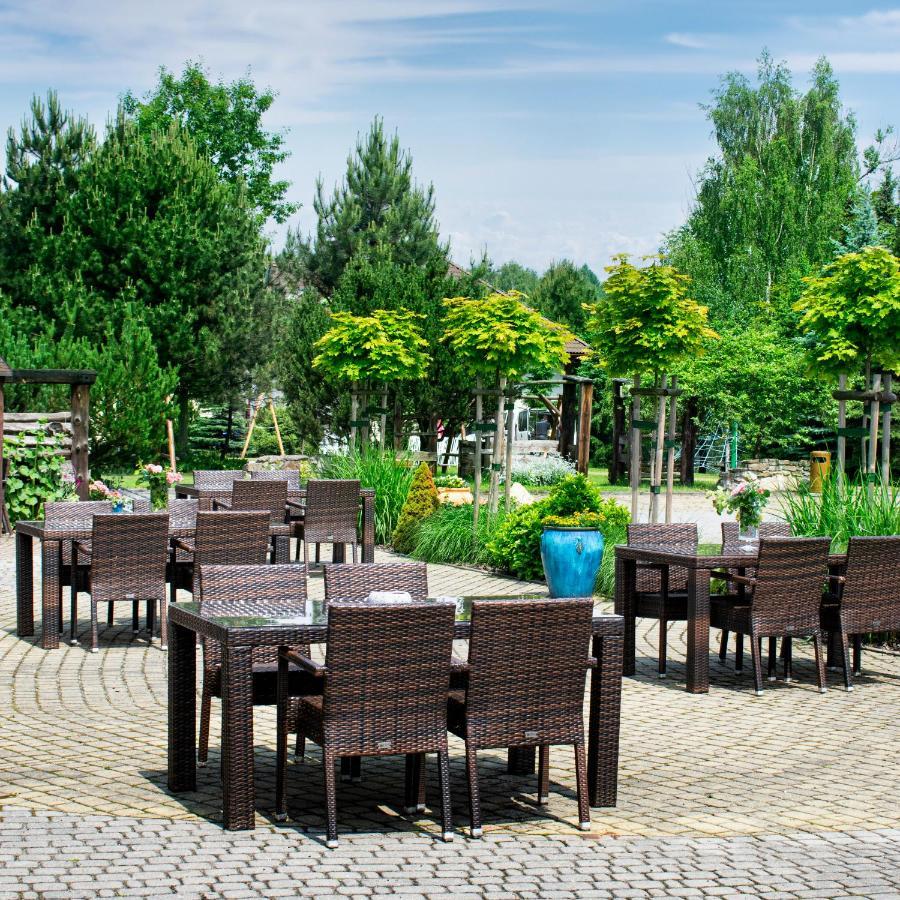 Hotel & Restauracja Timberland Orzesze Exterior photo